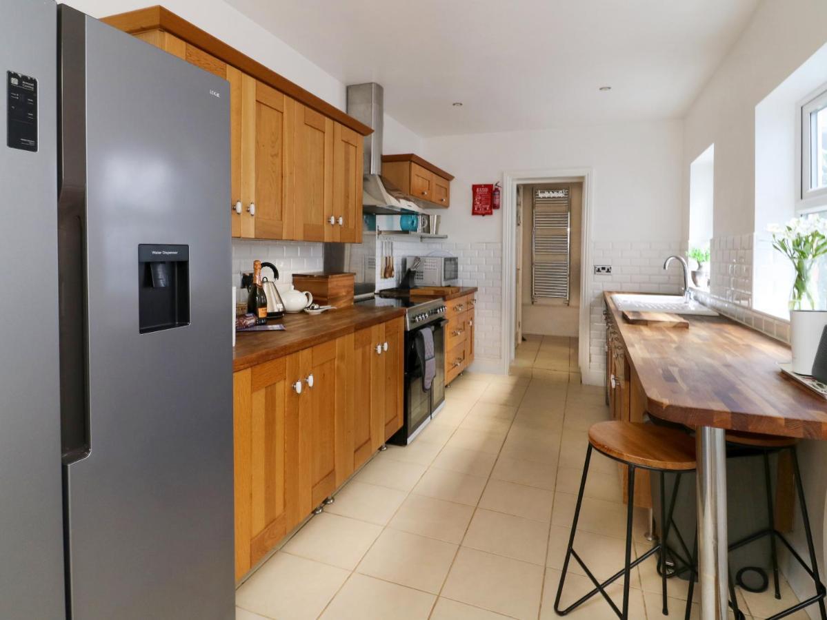 Villa Seafarers Scarborough Esterno foto