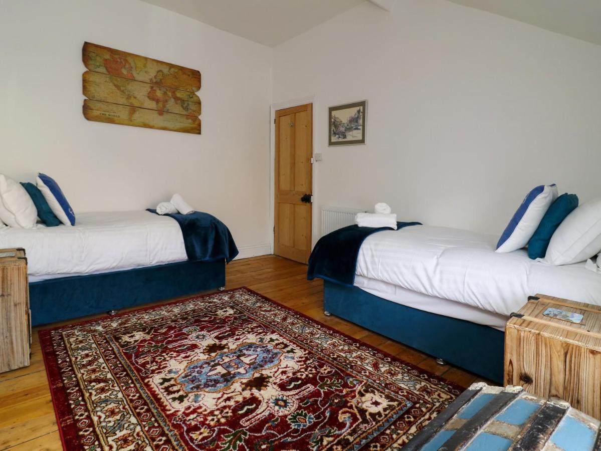 Villa Seafarers Scarborough Esterno foto