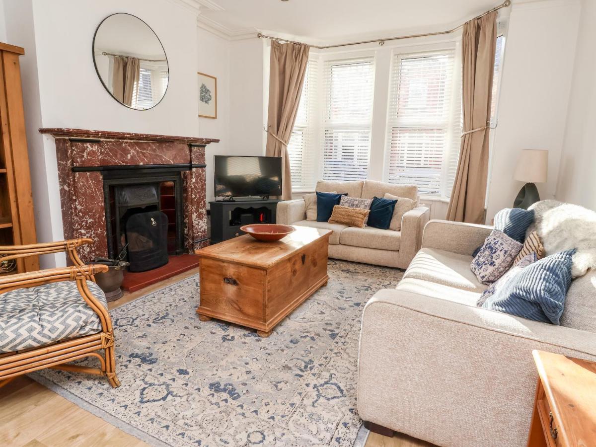 Villa Seafarers Scarborough Esterno foto